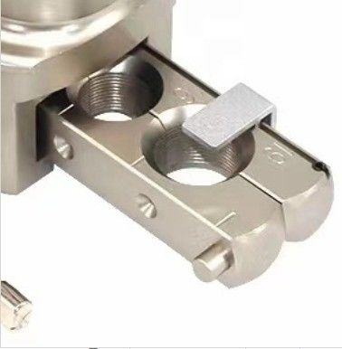 Outil d'éclairage supérieur de tube expansé Support OEM offert pour les outils à main de réfrigération