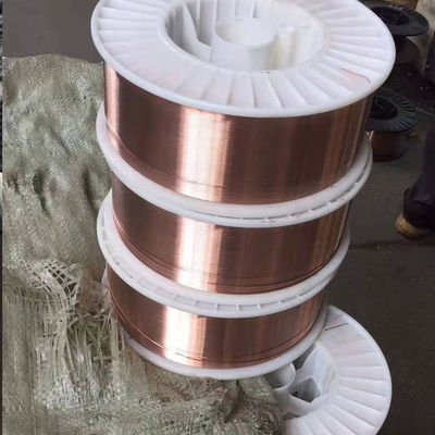 Support personnalisé ER70S-6 Spool Steel Mig Solid Welding Wire pour la lampe de soudage