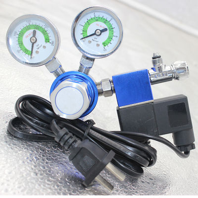 W21.8 G5/8 fil régulateur de CO2 pour aquariums avec soupape électromagnétique