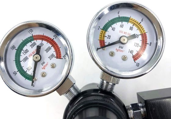 Régulateur de CO2 du réservoir de poissons avec soupape de freinage et affichage à double échelle CGA320 Solénoïde à fil 110V