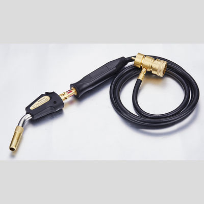 L'utilisation d'une lampe de poche à gaz pour le soudage à l'huile de coco est recommandée.
