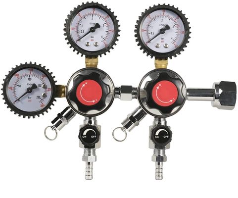 Régulateur à double jauge supérieur de CO2 avec soupape de sécurité de dépression