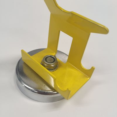 Porteur de pistolet de soudage MIG à base magnétique solide pour des performances de soudage constantes