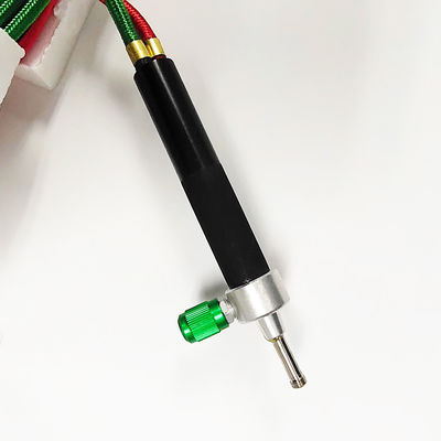 L'oxygène acétylène butane est utilisé pour la soudure à l'aide d'une torche à gaz