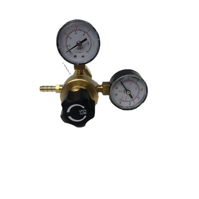 Régulateur de pression de gaz réglable avec matériau de carrosserie en barres de laiton et conception à double tête