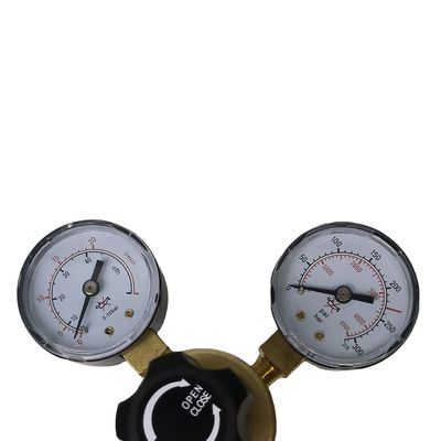 Régulateur de pression de gaz réglable avec matériau de carrosserie en barres de laiton et conception à double tête