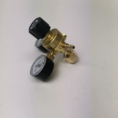 Régulateur de gaz d'argon/CO2 pour soudage et coupe à double jauge