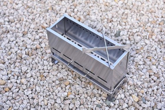 Table de cuisson en acier inoxydable à demi-unité pour le camping et le pique-nique