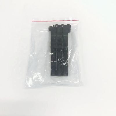 Mise à niveau du support triangulaire en plastique pour les accessoires de poêle à support de réservoir de gaz de butane compact