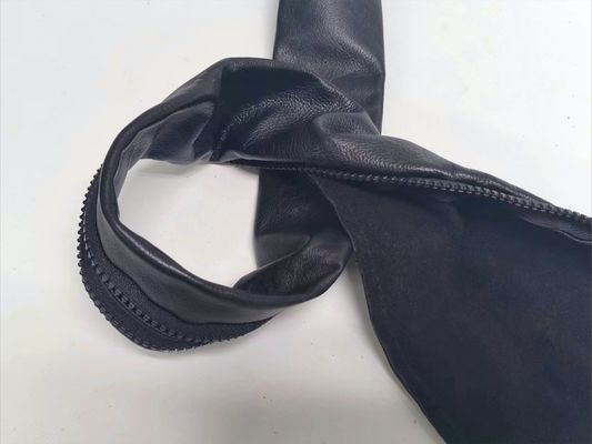 Couverture de câble à torche de soudage durable de style veste en cuir caractéristique du matériau résistant à la chaleur