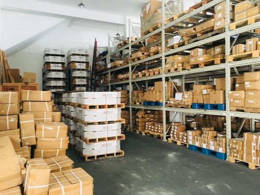 N.W. 318.6g Support personnalisé OEM Manche supérieure de gaz Manche de brûleur d'herbe avec soupape pilote